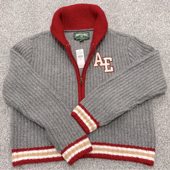American Eagle Sweater - Picture 2 of 9